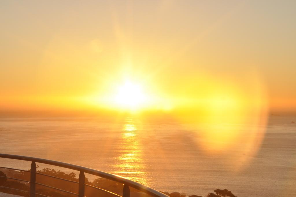 Bay Reflections Camps Bay Luxury Serviced Apartments Cape Town Bilik gambar